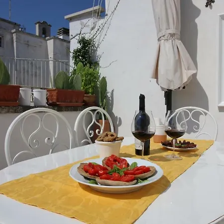 Ferienhaus Palazzo De Amico -typical Terrace House