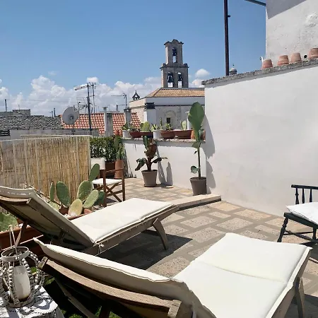 Palazzo De Amico -typical Terrace House Dom wakacyjny Cisternino